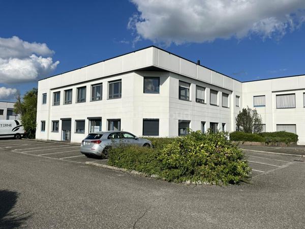 BUREAUX à LOUER de 300 m²