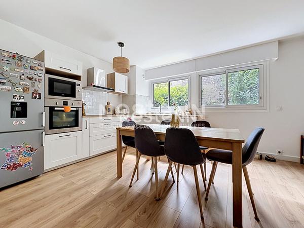 Appartement  à vendre sur la commune de L'Isle-Adam - 3 pièces, 2 chambres avec terrasse