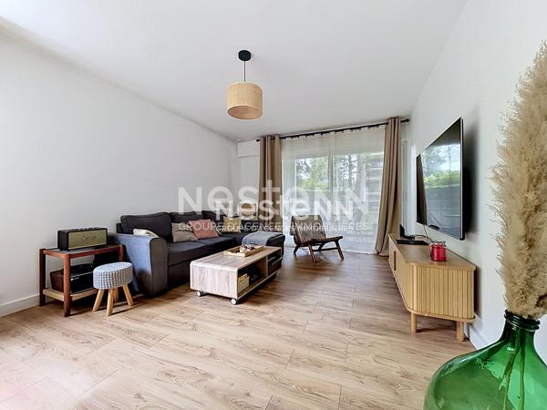 Appartement  à vendre sur la commune de L'Isle-Adam - 3 pièces, 2 chambres avec terrasse