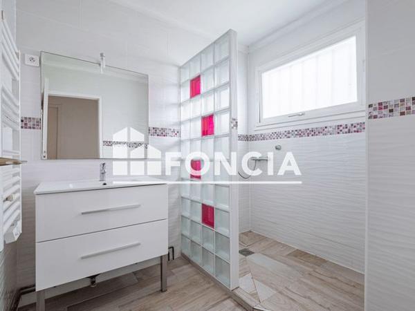 À vendre Appartement 3 pièces 64 m² - Saint-nazaire 44600