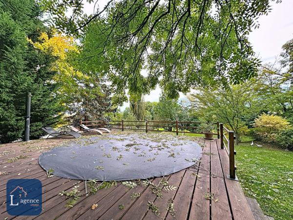 BÂTISSE DU XIX SIECLE DE 9 PIECES AVEC MAISON D’HÔTES, DEPENDANCES ET PARC