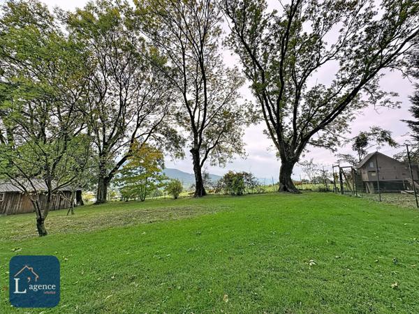 BÂTISSE DU XIX SIECLE DE 9 PIECES AVEC MAISON D’HÔTES, DEPENDANCES ET PARC