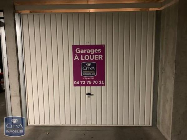 Parking à louer Villeurbanne (69100)