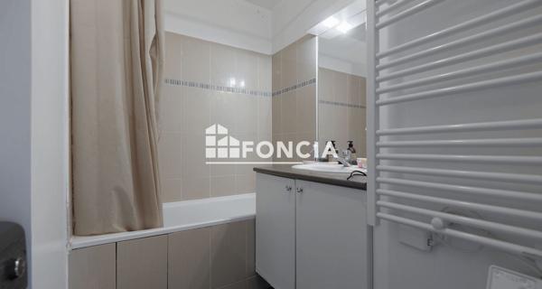 À vendre Appartement 4 pièces 77 m² - Savigny-le-temple 77176