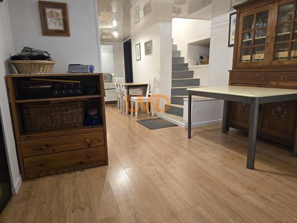 Maison lumineuse avec garage, terrasse et vue exceptionnelle