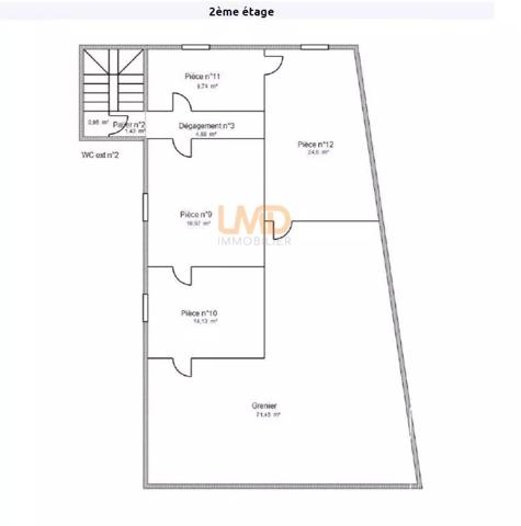 Ensemble immobilier Sommières avec cour