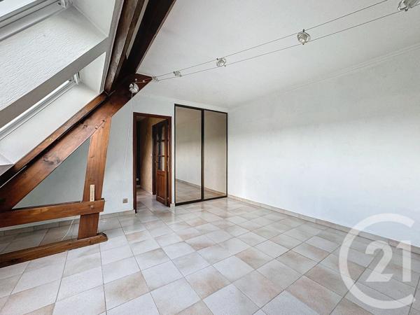 Appartement F2 à vendre  2 pièces - 31,35 m2 ECQUEVILLY - 78