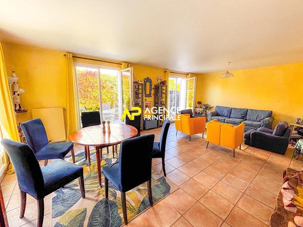 Sartrouville - Maison 6 pièces, 4 chambres, 146 m2 avec garage 472 500 € **  - Référence  9576