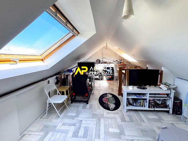 Sartrouville - Maison 6 pièces, 4 chambres, 146 m2 avec garage 472 500 € **  - Référence  9576