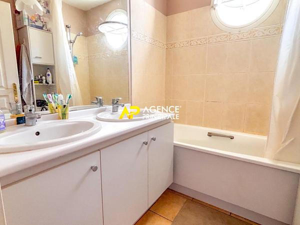 Sartrouville - Maison 6 pièces, 4 chambres, 146 m2 avec garage 472 500 € **  - Référence  9576