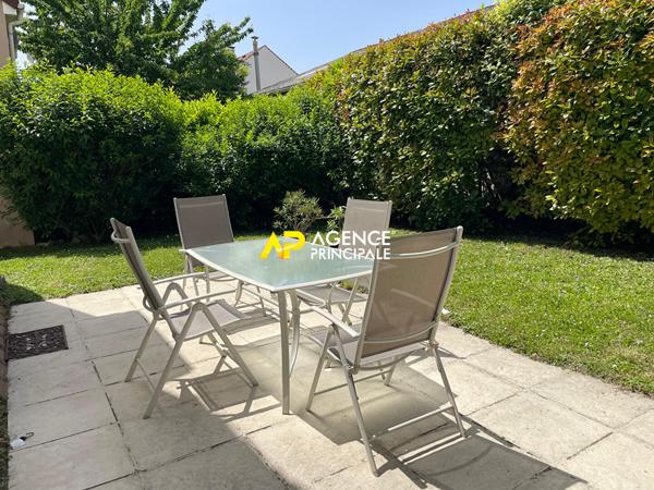 Sartrouville - Maison 6 pièces, 4 chambres, 146 m2 avec garage 472 500 € **  - Référence  9576