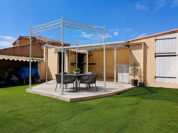 Maison avec fort potentiel, jardin piscinable et panneau solaire