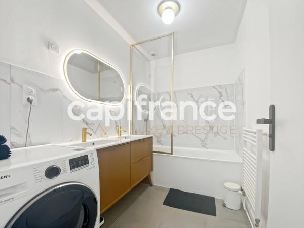 Appartement rénové avec vue place de Bourse à vendre 5 pièces BORDEAUX (33)