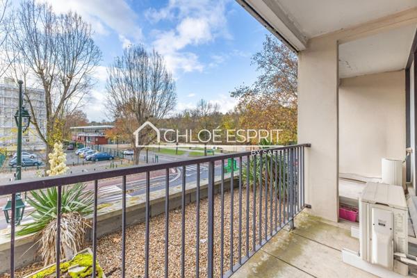 Appartement 3 pièces avec balcon + 2 parkings