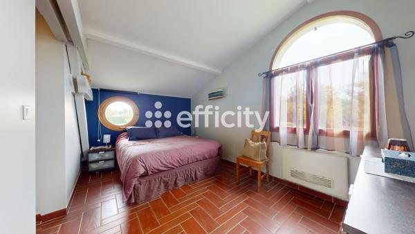 Maison 8 pièces - 210 m² Exclusivité efficity