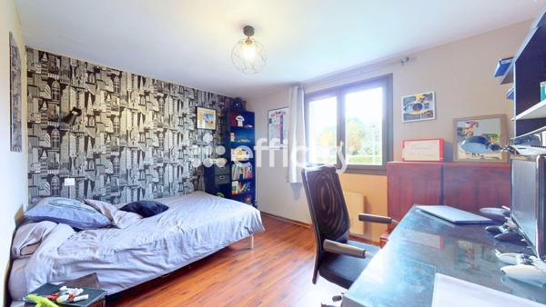 Maison 8 pièces - 210 m² Exclusivité efficity