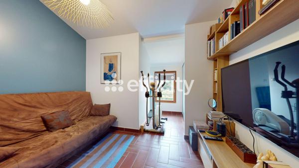 Maison 8 pièces - 210 m² Exclusivité efficity