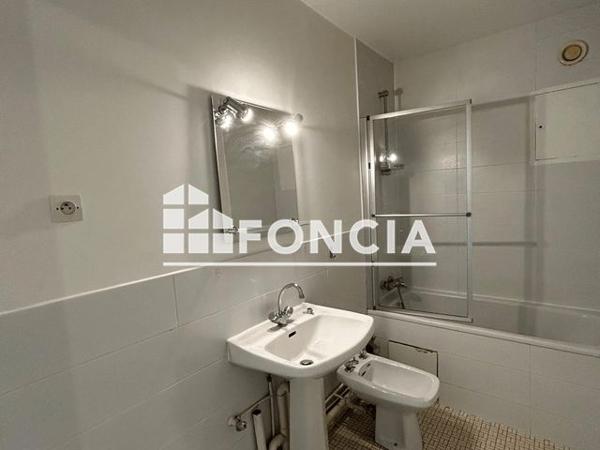 Location Studio 40.35 m² - 20 RUE DU MARECHAL DAVOUT Brunoy 91800