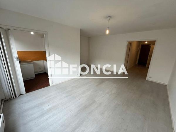 Location Studio 40.35 m² - 20 RUE DU MARECHAL DAVOUT Brunoy 91800