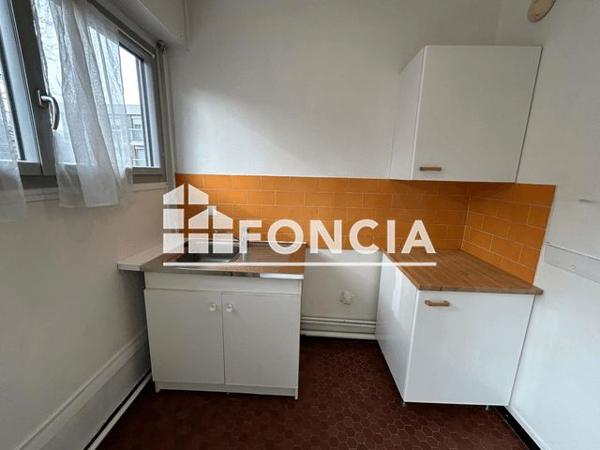 Location Studio 40.35 m² - 20 RUE DU MARECHAL DAVOUT Brunoy 91800