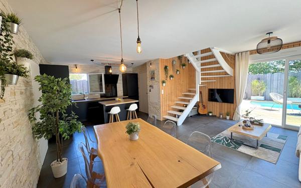 Maison à vendre    4 pièces • 93 m2 Ustaritz