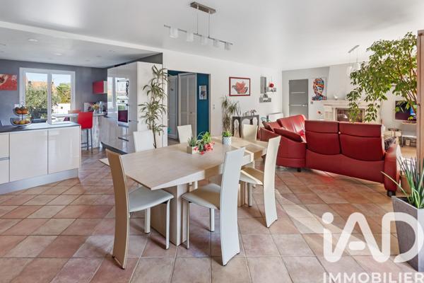 Maison à vendre 5 pièces 138 m² Pont-Saint-Martin