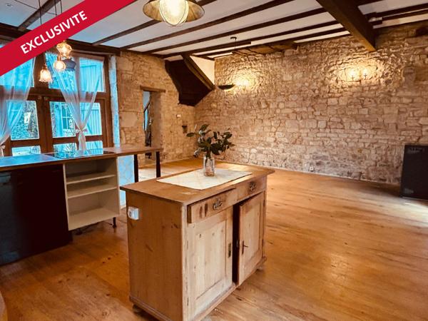 Maison de caractère à Nanteuil en Vallée