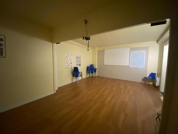 Immeuble de rapport au coeur de Cérans Foulletourte !