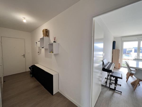 Superbe appartement T4 contemporain de 89m² avec balcon et garage !!