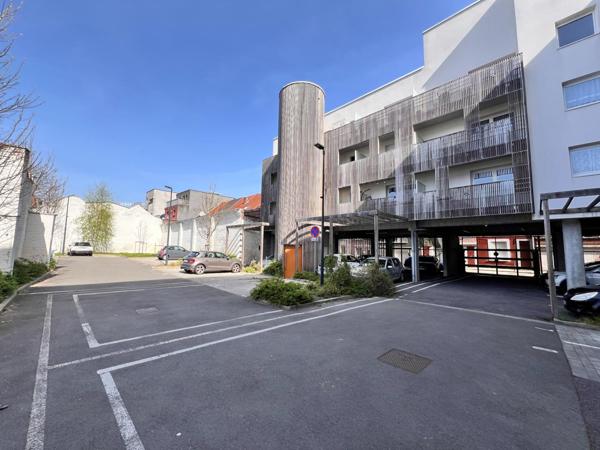 Superbe appartement T4 contemporain de 89m² avec balcon et garage !!