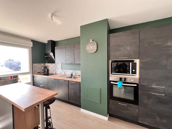 Superbe appartement T4 contemporain de 89m² avec balcon et garage !!