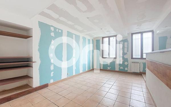 Appartement à vendre    2 pièces • 69 m2 Montataire