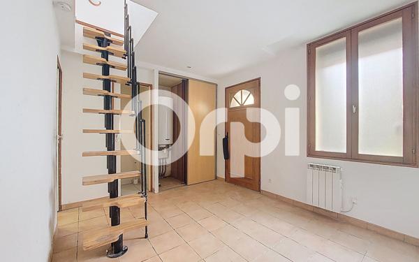 Appartement à vendre    2 pièces • 69 m2 Montataire