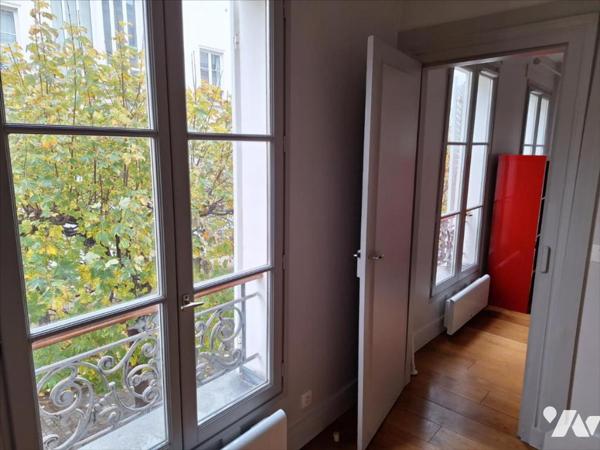 Notaire – PARIS VIIIème – Washington / Champs-Élysées – 2 pièces au calme sur jardin