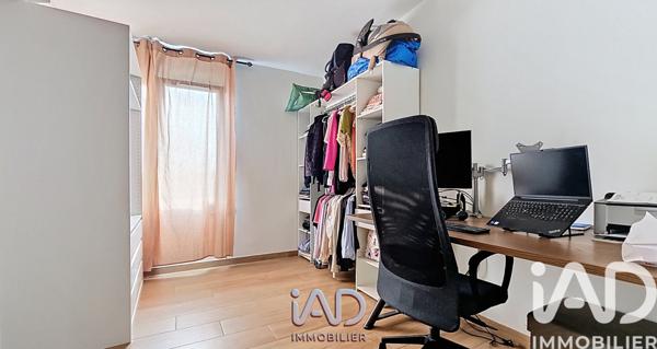 Appartement à vendre 4 pièces 65 m² Sainte-Geneviève-des-Bois