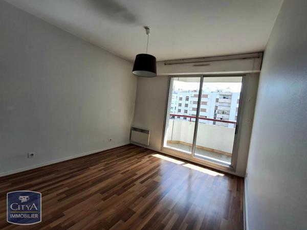 Appartement à louer 2 pièces 56.14m² Clermont-Ferrand (63000)