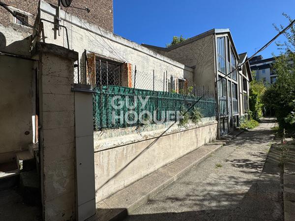 Maison fond de cour - Extérieur - Ménilmontant - Gros potentiel