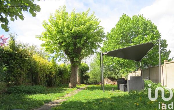 Maison de village 7 pièces de 137 m² à Chaumont-en-Vexin (60240)