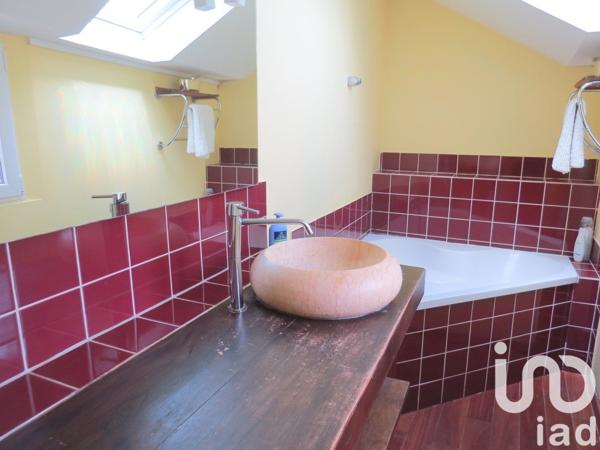 Maison de village 7 pièces de 137 m² à Chaumont-en-Vexin (60240)