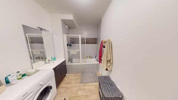 Appartement récent avec terrasse à Poitiers