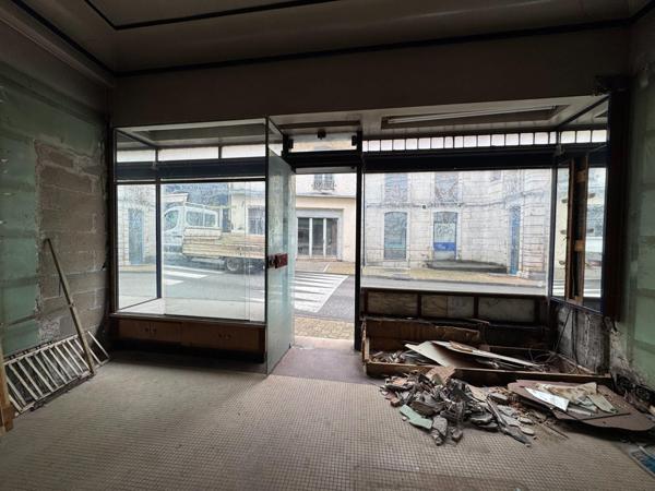 Local commercial de 44.85m² à rénover et aménager