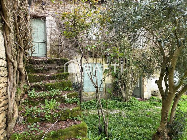 Maisons, gîte, dans un superbe environnement au calme..!