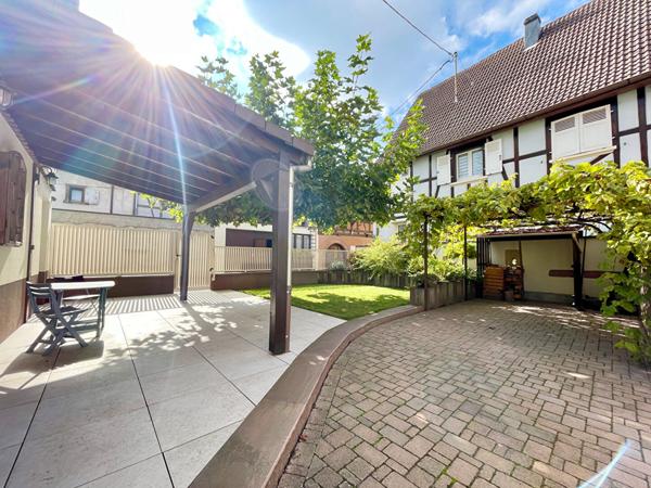 Maison Sainte Croix En Plaine 6 pièces 176.9 m2