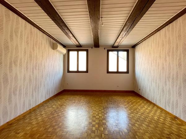 Maison Sainte Croix En Plaine 6 pièces 176.9 m2