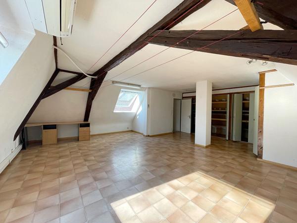 Maison Sainte Croix En Plaine 6 pièces 176.9 m2