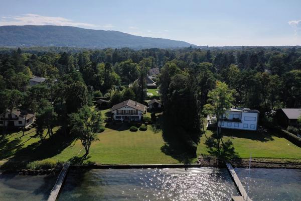 Vente Maison de luxe Sciez 7 Pièces 220 m²
