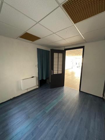 Espace commercial en plein coeur de Remiremont .