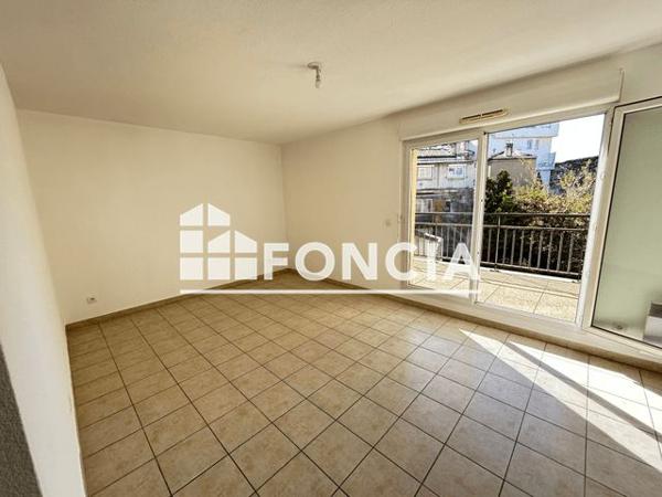 Location Appartement 3 pièces 66.45 m² - 25 BD BOUES Marseille 13003