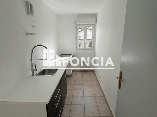 Location Appartement 3 pièces 66.45 m² - 25 BD BOUES Marseille 13003