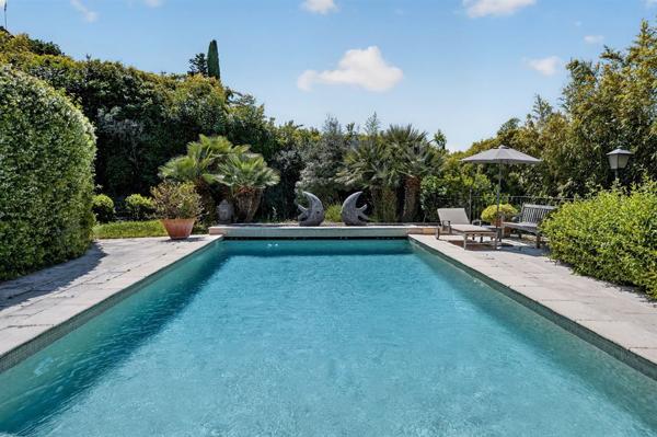 Vente Villa de luxe Mougins 7 Pièces 280 m²